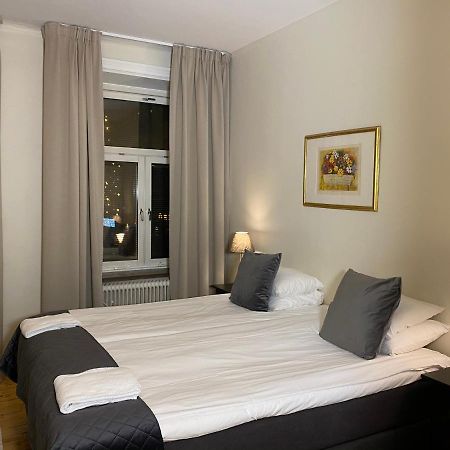 Hotell Goeta เออเรบรู ภายนอก รูปภาพ