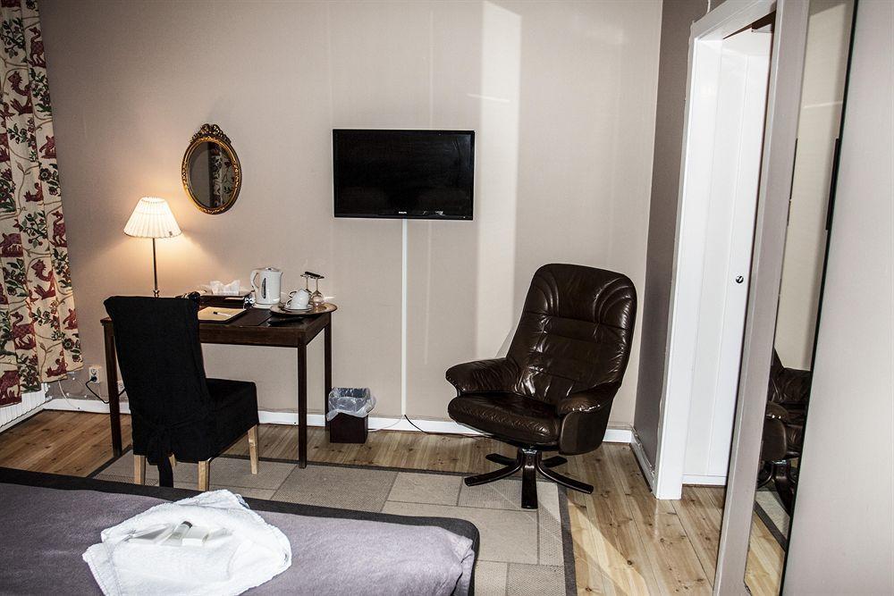 Hotell Goeta เออเรบรู ภายนอก รูปภาพ