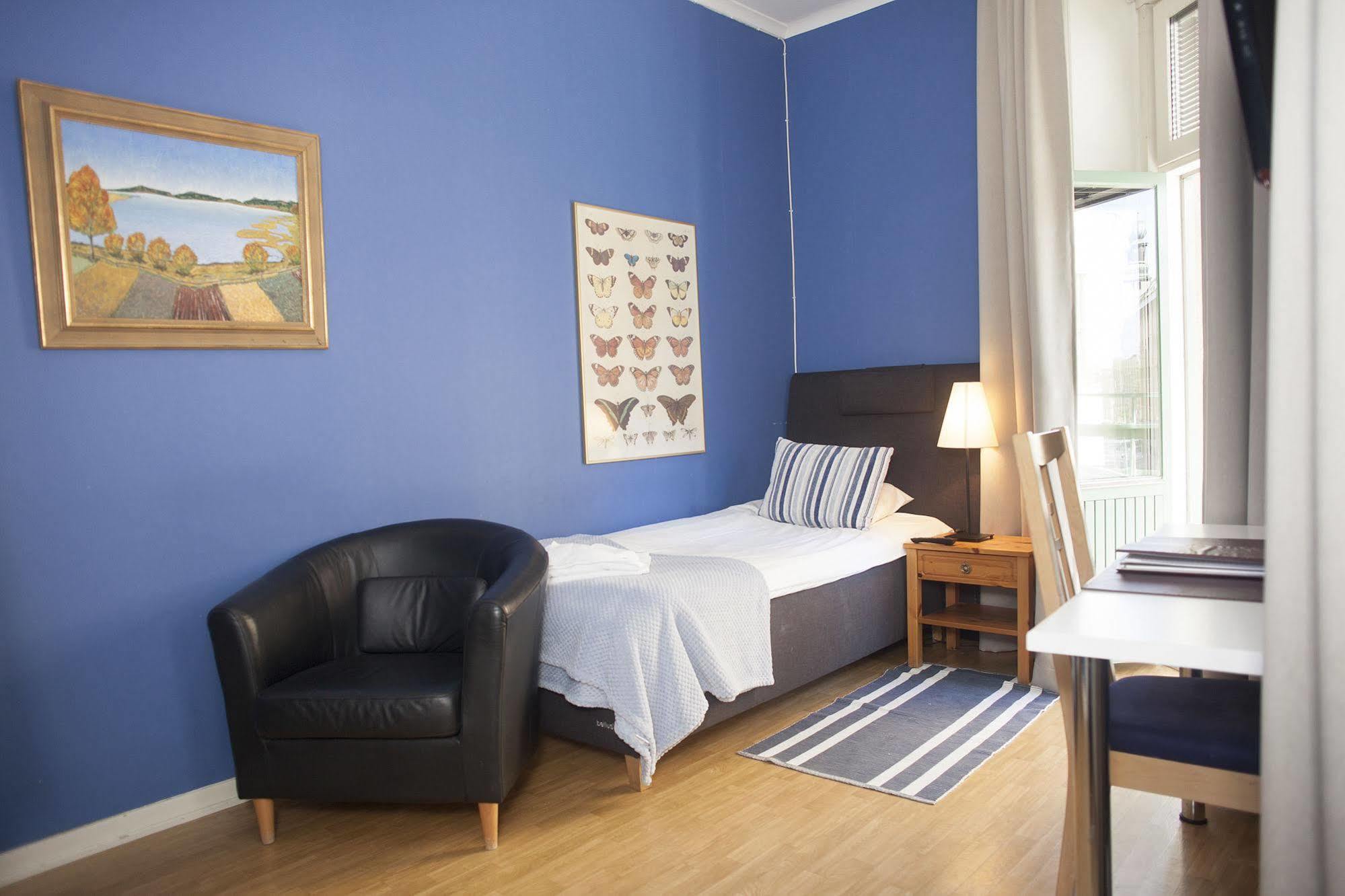 Hotell Goeta เออเรบรู ภายนอก รูปภาพ